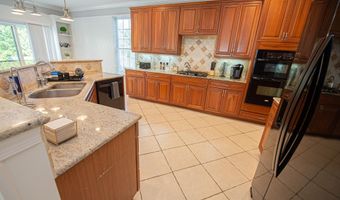 12133 LANDINGS Blvd, Berlin, MD 21811