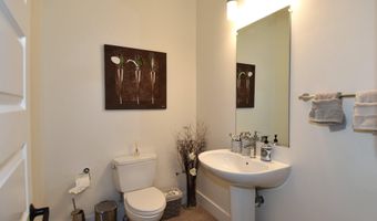 5802 WILMETT, Bethesda, MD 20817