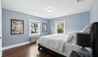 21 Don Ave, East Providence, RI 02916