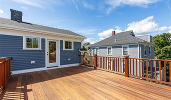 22 Castle St 3, East Greenwich, RI 02818