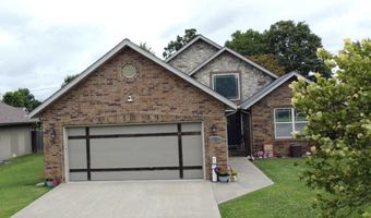 409 Brittany Ct, Aurora, MO 65605