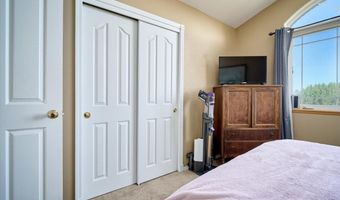 10423 BEARTOOTH Dr, Cheyenne, WY 82009