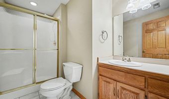 12999 Garvin Brook Ln, Apple Valley, MN 55124