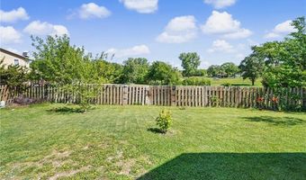 928 Bluestem Dr, Baldwin City, KS 66006