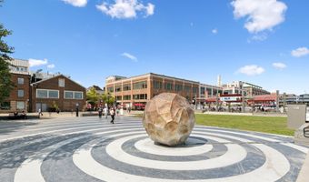 901 KING St 202, Alexandria, VA 22314