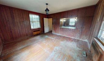 808 W South St, Ahoskie, NC 27910