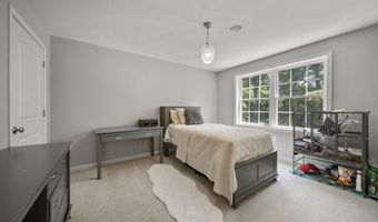 46 Isaac Foss Rd, Chester, NH 03036