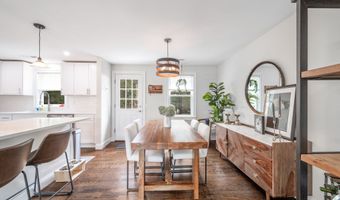 51 Mountain View Dr, Brookfield, CT 06804