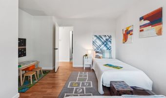 1034 Trellis Ln, Alameda, CA 94502