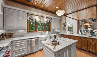 13531 Copper Ln, Bigfork, MT 59911