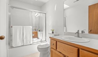 17630 SW BRECKENRIDGE Ln, Beaverton, OR 97007
