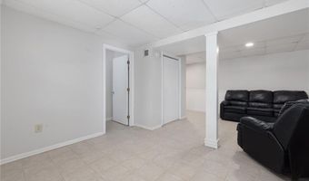 29 Pepper Bush Trl, Narragansett, RI 02874