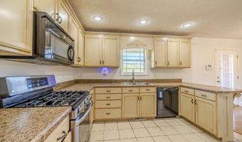 200 BOYD Rd, Adamsville, TN 38310