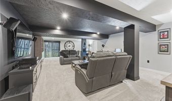 3111 Starlight Cir, Akron, OH 44312
