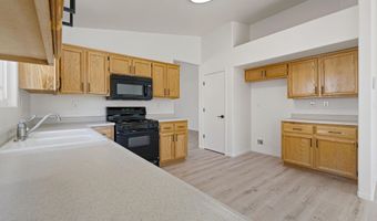 419 Sunshine Ln, Fernley, NV 89408
