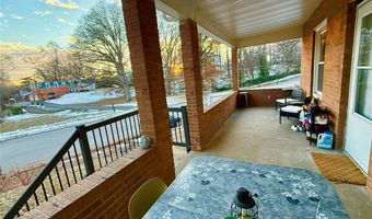 702 Union St, Alton, IL 62002