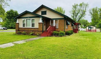 243 E 17th St, Baxter Springs, KS 66713