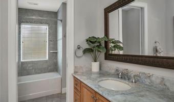 20 Red Brook Xing, Lincoln, RI 02865