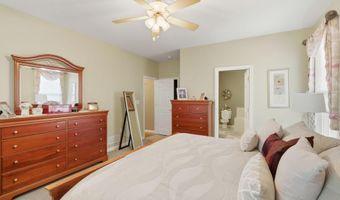 11 BRIDGEWATERS Psge, Barnegat, NJ 08005