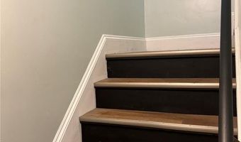 1536 Cranston St 3, Cranston, RI 02920