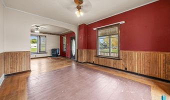 150 N Oak Ave, Bridgewater, SD 57319