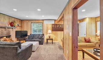 748 Towamensing Trl, Albrightsville, PA 18210