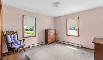 31 Jeanette Rd, Danbury, CT 06811