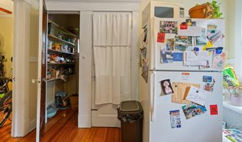 687 Myrtle Ave, Albany, NY 12208