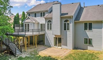 2418 Meadowridge Ct, Ann Arbor, MI 48105