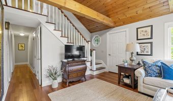 941 Altamont-Voorheesville Rd, Altamont, NY 12009