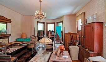 192 Clay St, Alderson, WV 24910