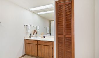 5070 Likini St 307, Honolulu, HI 96818