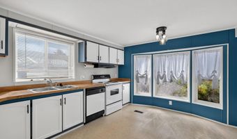 330 W Chubbuck Rd, Chubbuck, ID 83202