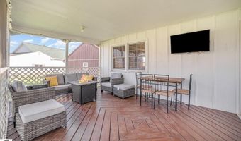 1016 Argyle Ct, Alma, MI 48801
