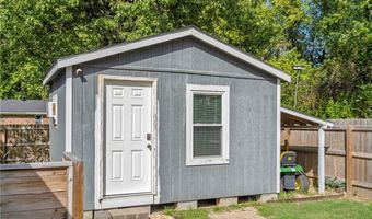 1203 SE Benton St, Bentonville, AR 72712