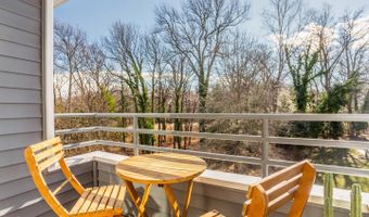 1136 LAKE HERON Dr #3B, Annapolis, MD 21403