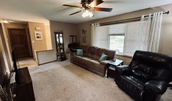 2207 SE 13th Ave, Aberdeen, SD 57401
