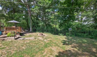 124 Vlasis Dr, Ballwin, MO 63011