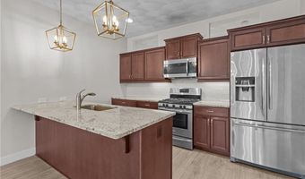 15 Morningside Dr, North Kingstown, RI 02852