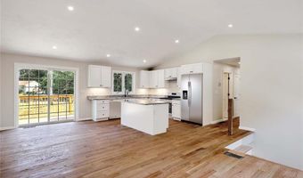 25 Walling Rd, Burrillville, RI 02830