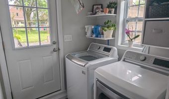 664 Columbia St, Berne, IN 46711