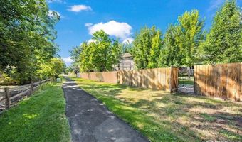 9903 W 86th Ave, Arvada, CO 80005