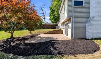 1055 Thomas Dr, Ashland, OH 44805