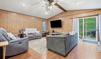 12 Highpoint Dr, Albrightsville, PA 18210