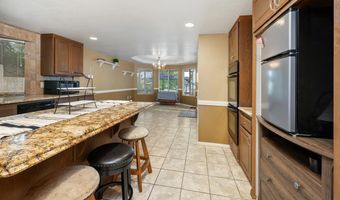 10913 Treeside Ln, Escondido, CA 92026