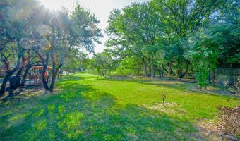 182 Lakeview Dr, Aledo, TX 76008