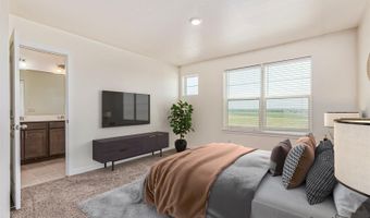 21821 E 7th Ave, Aurora, CO 80018