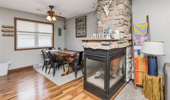 205 NE 9th St, Ankeny, IA 50021