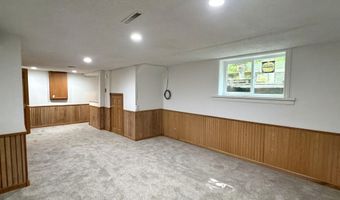3023 Woodland St, Ames, IA 50014