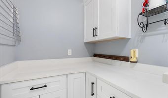 3774 Hunters Chase Ct, Peachtree Corners, GA 30096